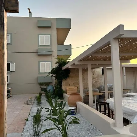Apartment Golden Getaway *